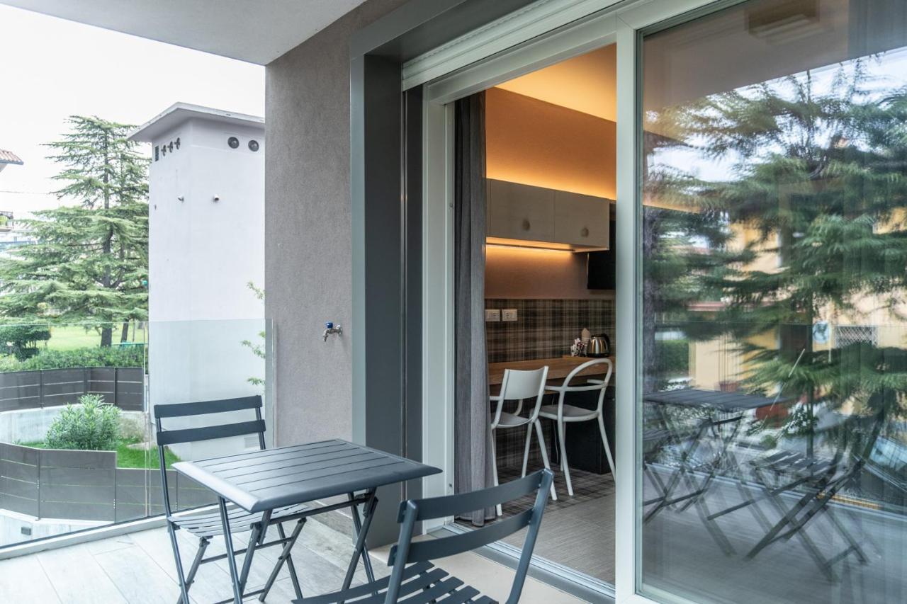 Sei Garda Apartments Peschiera del Garda Dış mekan fotoğraf