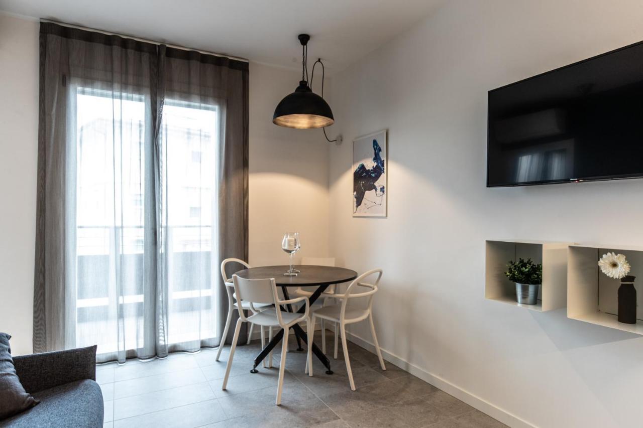 Sei Garda Apartments Peschiera del Garda Dış mekan fotoğraf